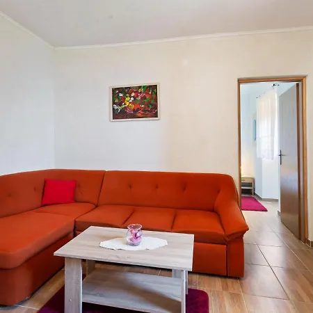Apartament Simplistic In With Private Garden Opatija